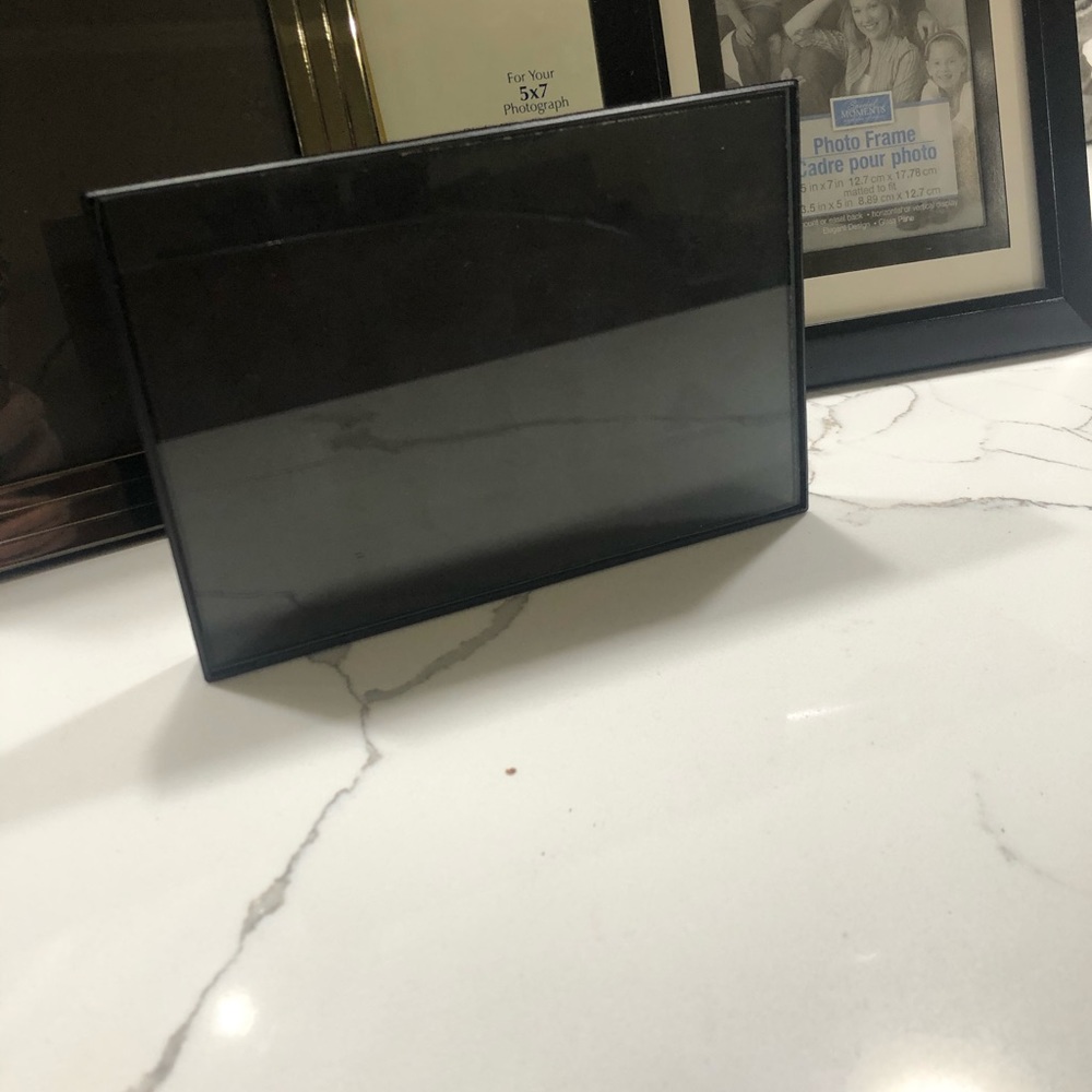 Picture frames - Picture 3 of 5